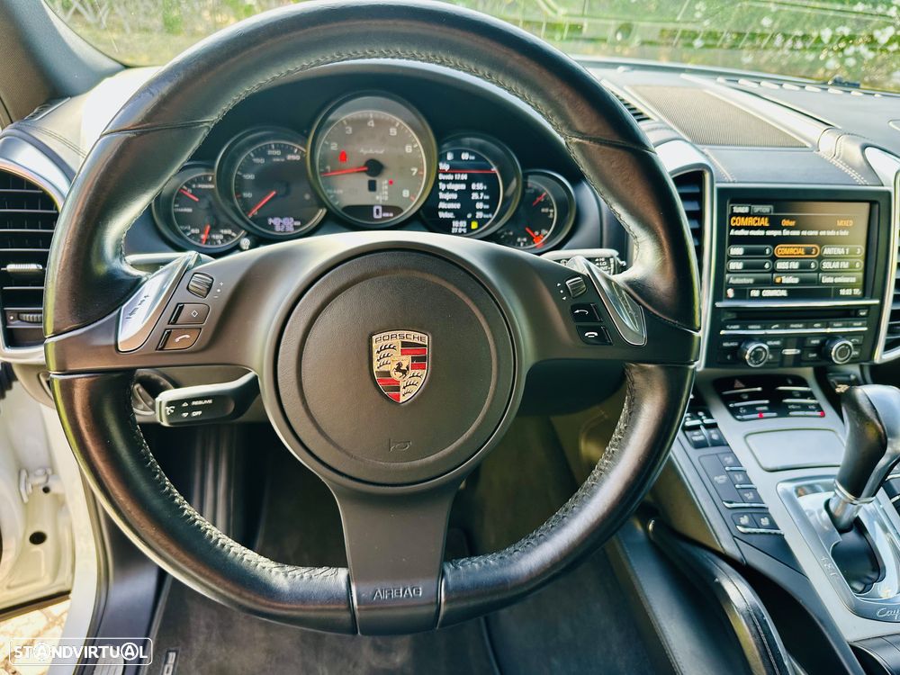 Porsche Cayenne S - 20