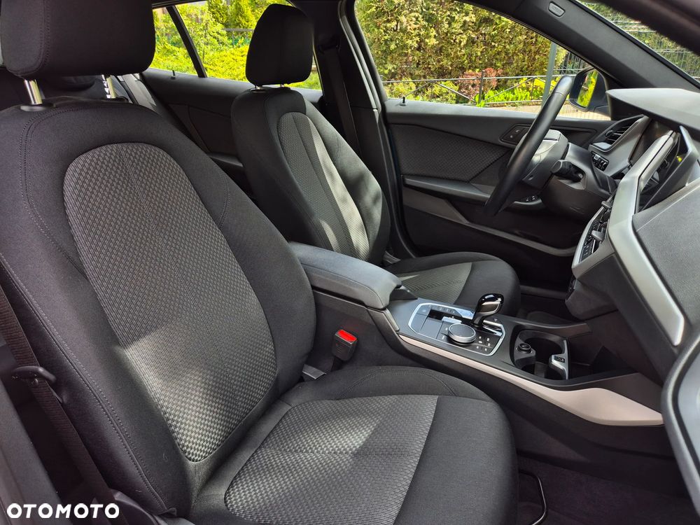 BMW Seria 1 118i Sport Line - 15