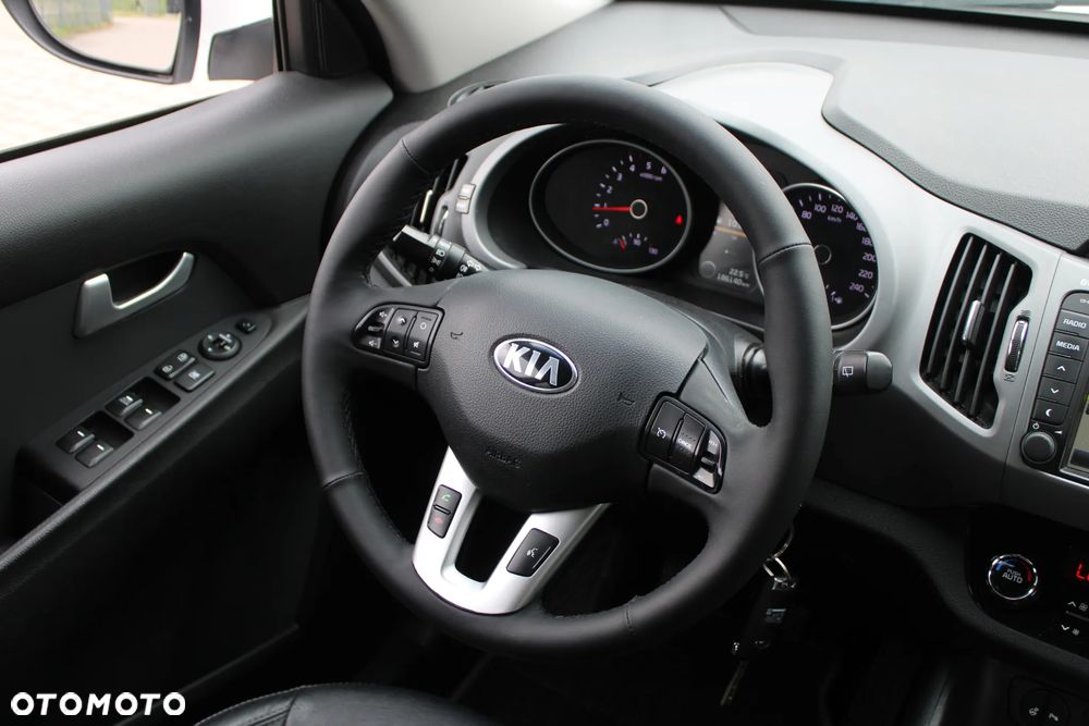 Kia Sportage - 16