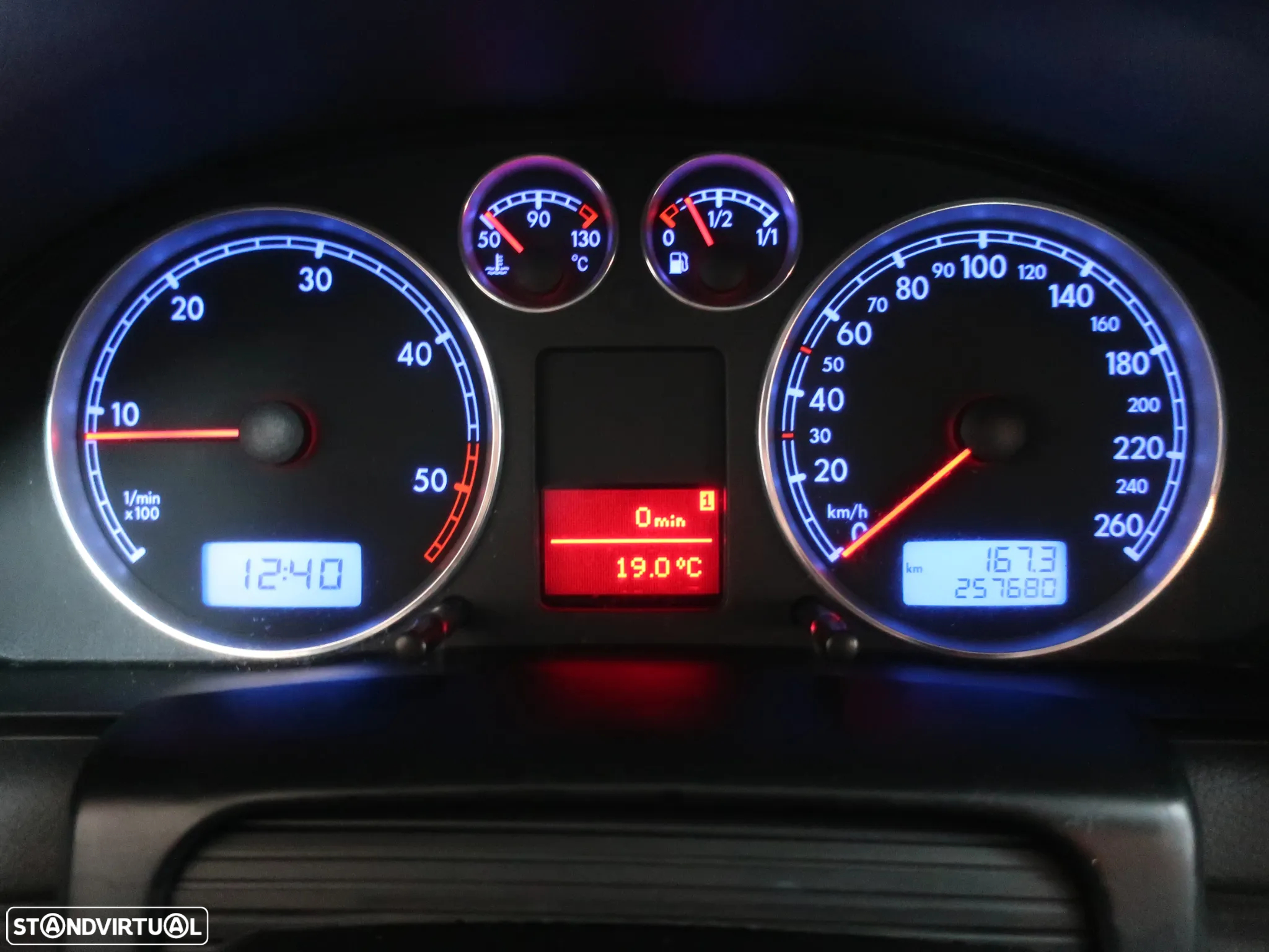 VW Passat 1.9 TDi Trendline - 17