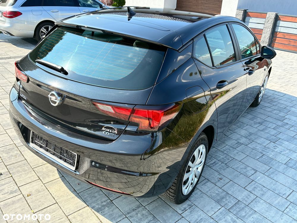 Opel Astra 1.6 D (CDTI) Start/Stop Dynamic - 11