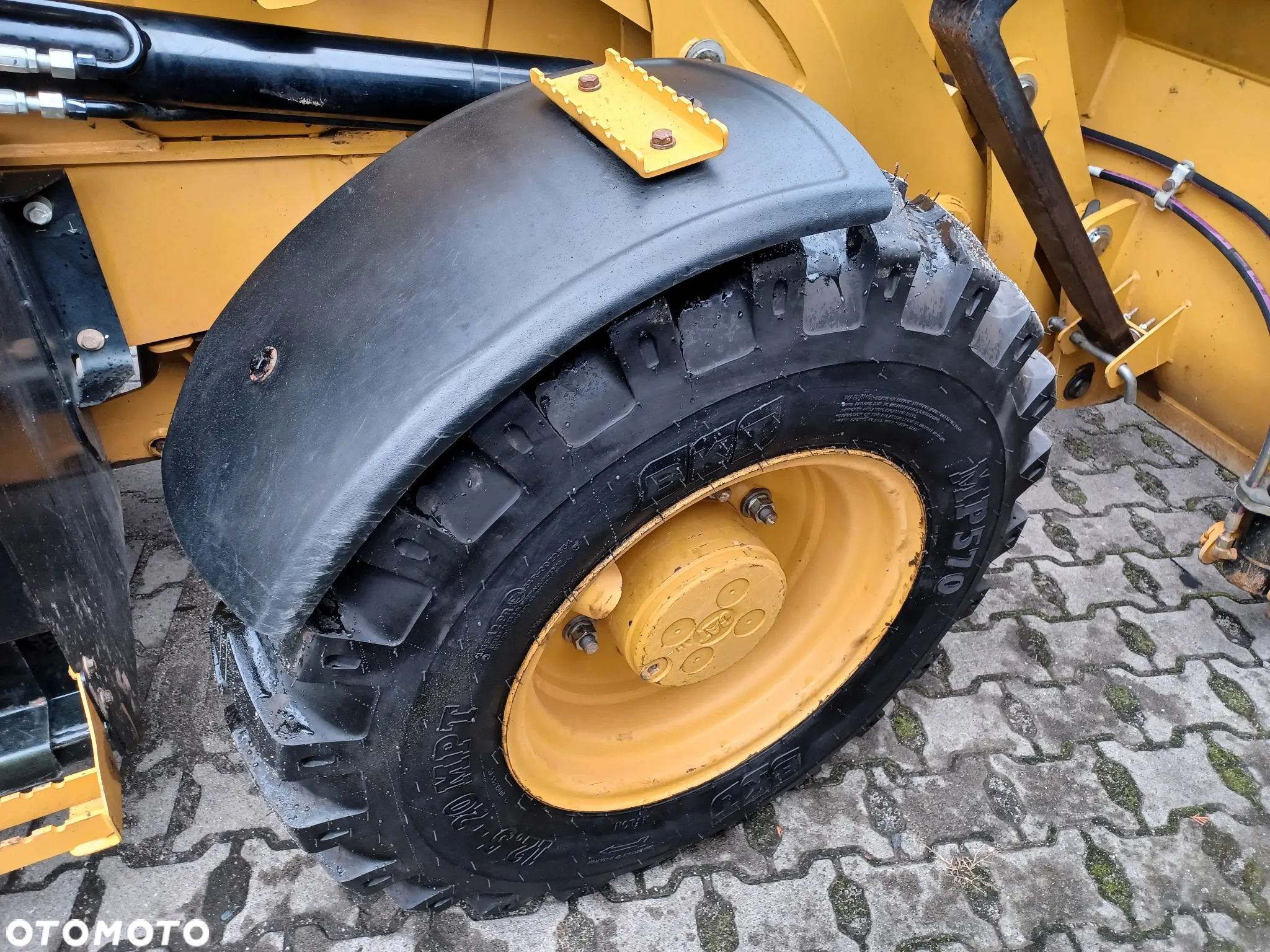 Caterpillar 432 F2 - 11