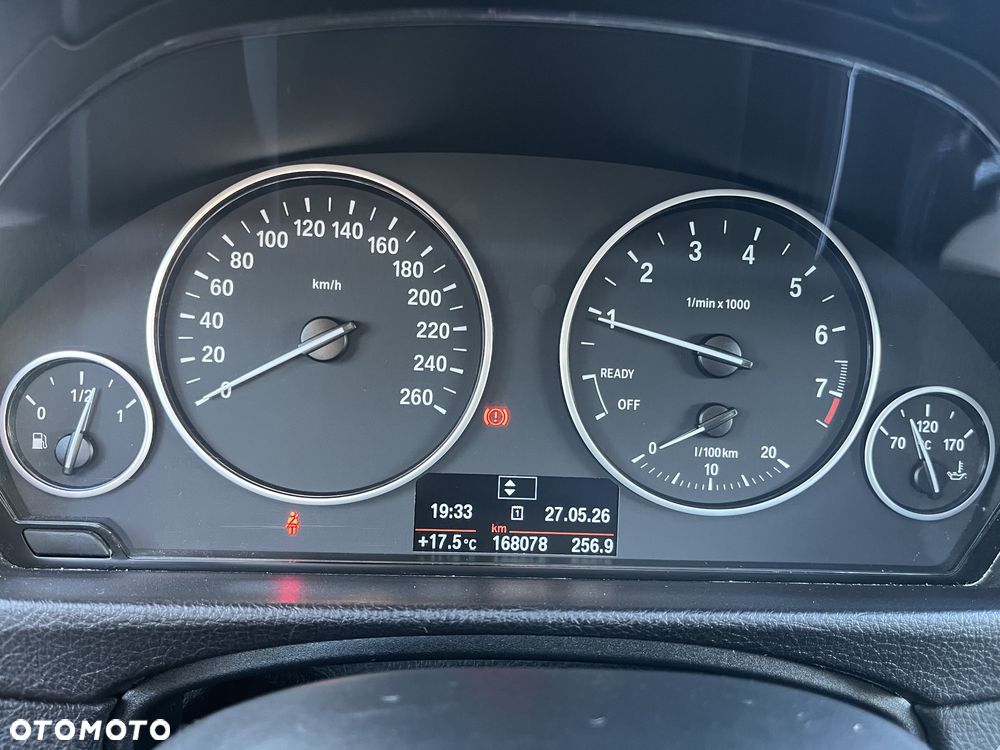 BMW Seria 3 318i Edition Luxury Line Purity - 16