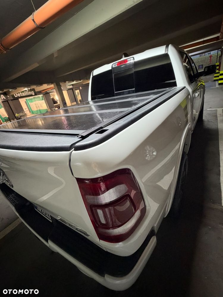 Dodge RAM - 10