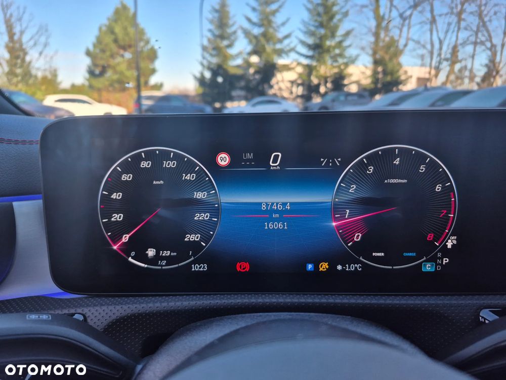Mercedes-Benz CLA 200 AMG Line 7G-DCT - 18