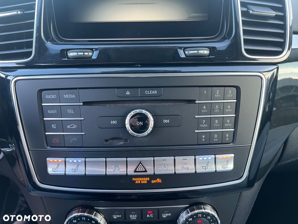Mercedes-Benz GLS - 15