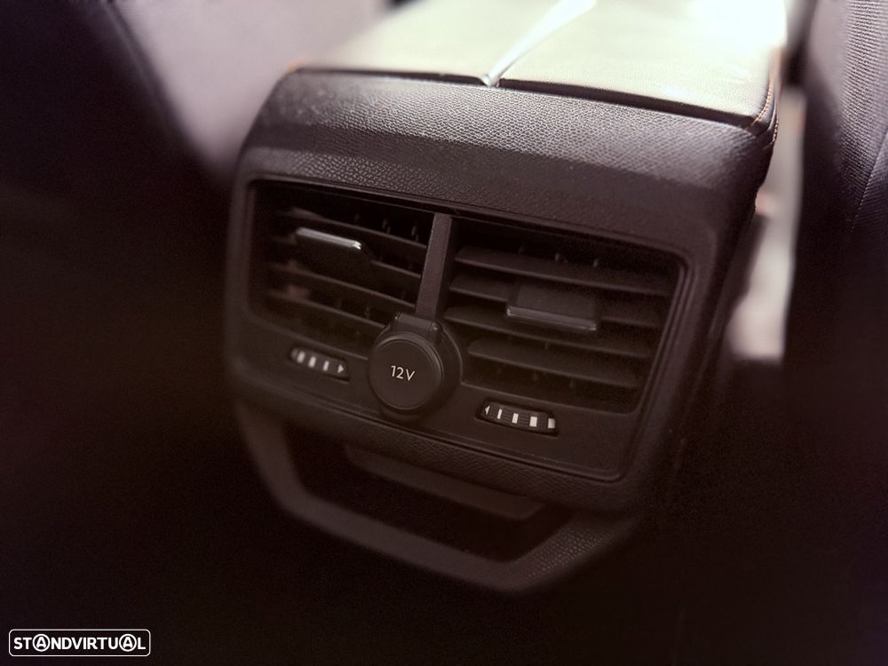 Peugeot 3008 BlueHDi 120 EAT6 Stop & Start Business Line - 27