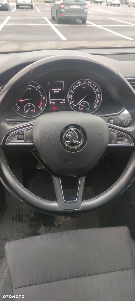 Skoda Superb 2.0 TDI Ambition - 14