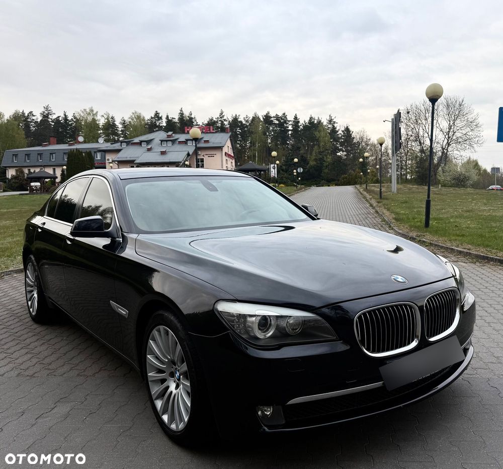 BMW Seria 7 - 4