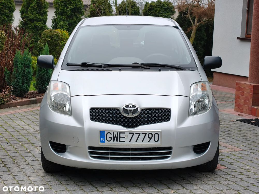 Toyota Yaris 1.3 Luna A/C - 5