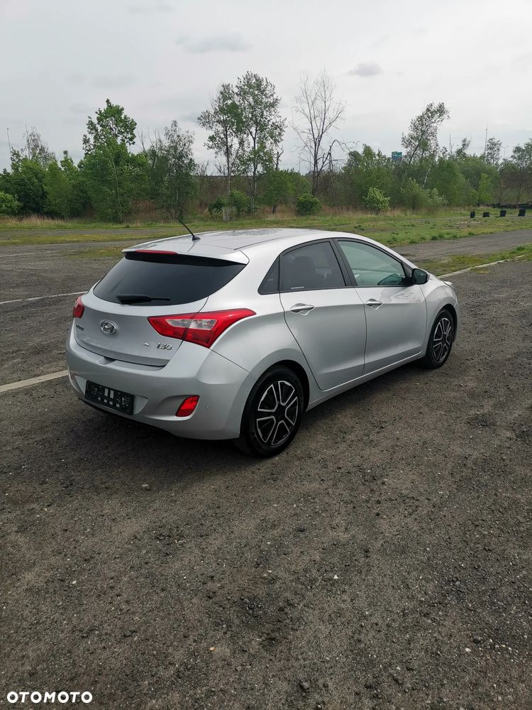 Hyundai i30 - 12