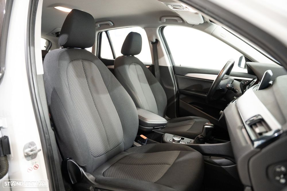 BMW X1 25 e xDrive Corporate Edition - 15