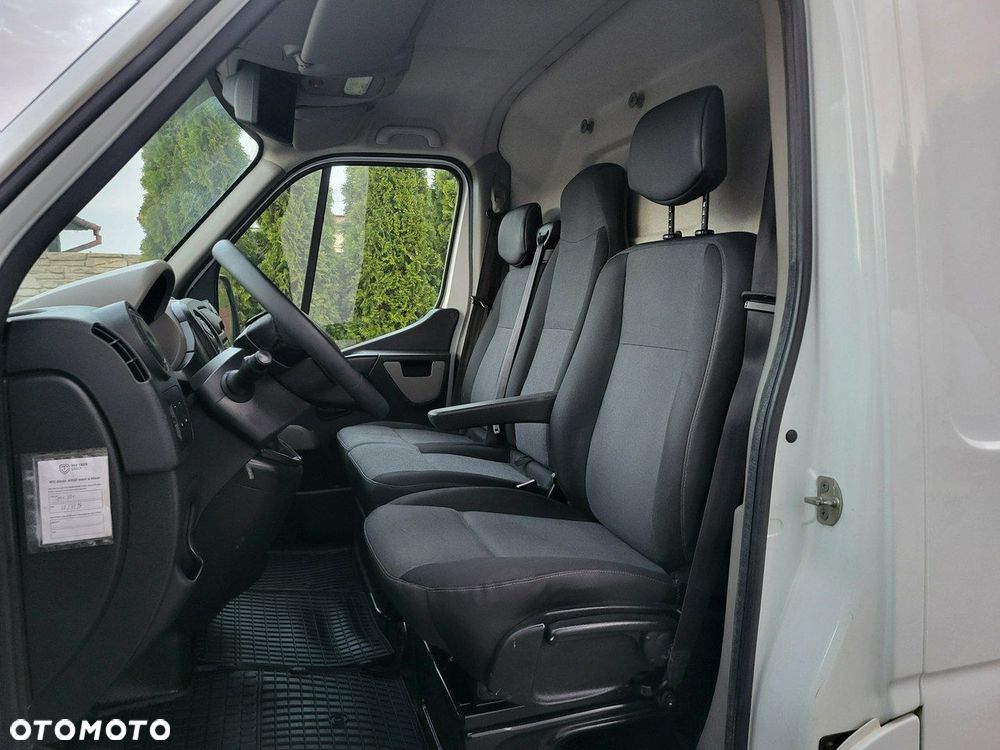 Renault Master - 10