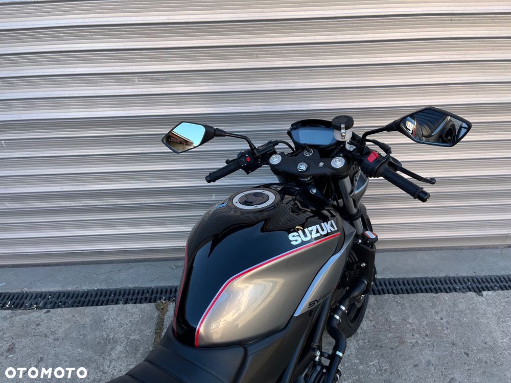 Suzuki SV - 16