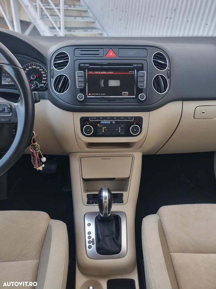 Volkswagen Golf Plus 1.6 TDI DPF BMT Highline DSG - 11