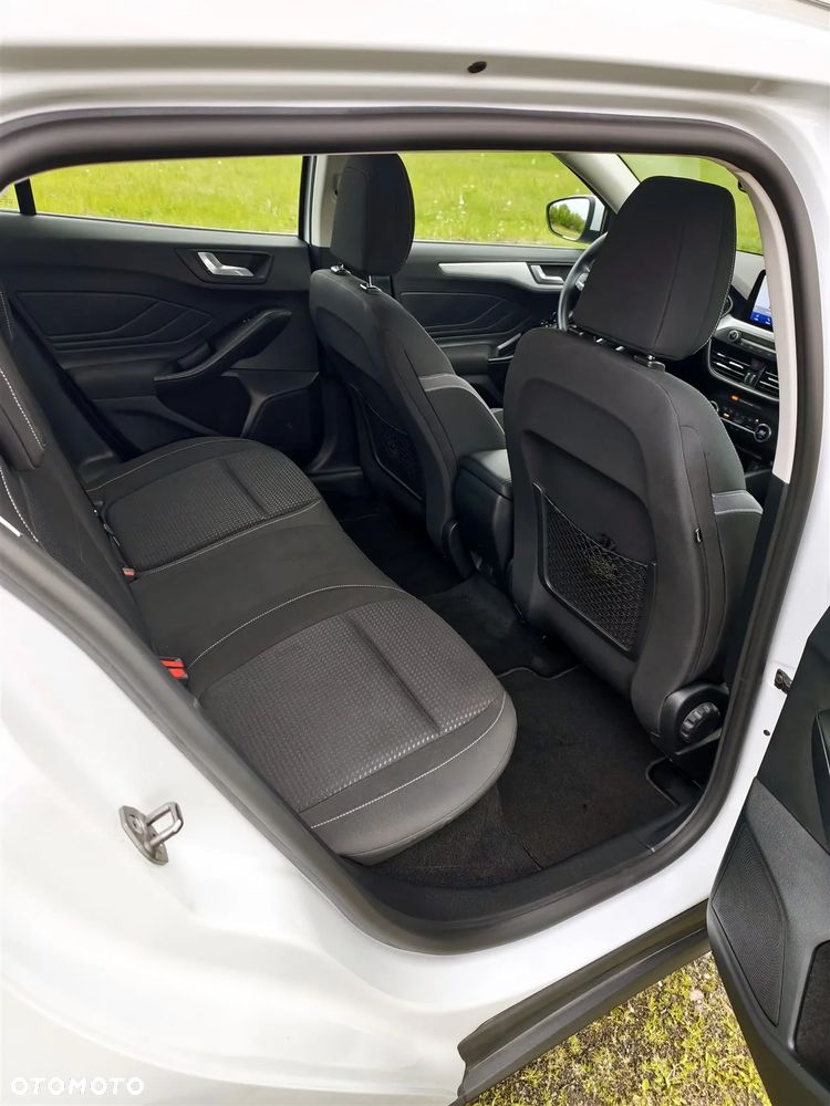Ford Focus 1.5 EcoBlue Start-Stopp-System COOL&CONNECT - 26