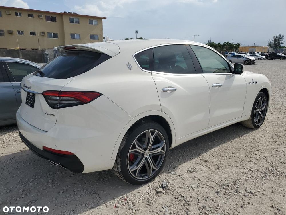 Maserati Levante Q4 - 4