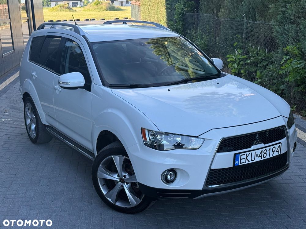 Mitsubishi Outlander 2.0 2WD Inform - 11
