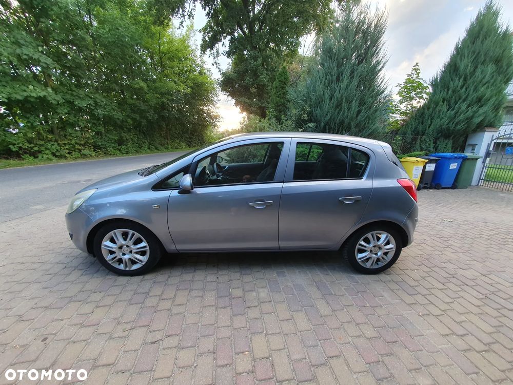 Opel Corsa 1.2 16V - 4