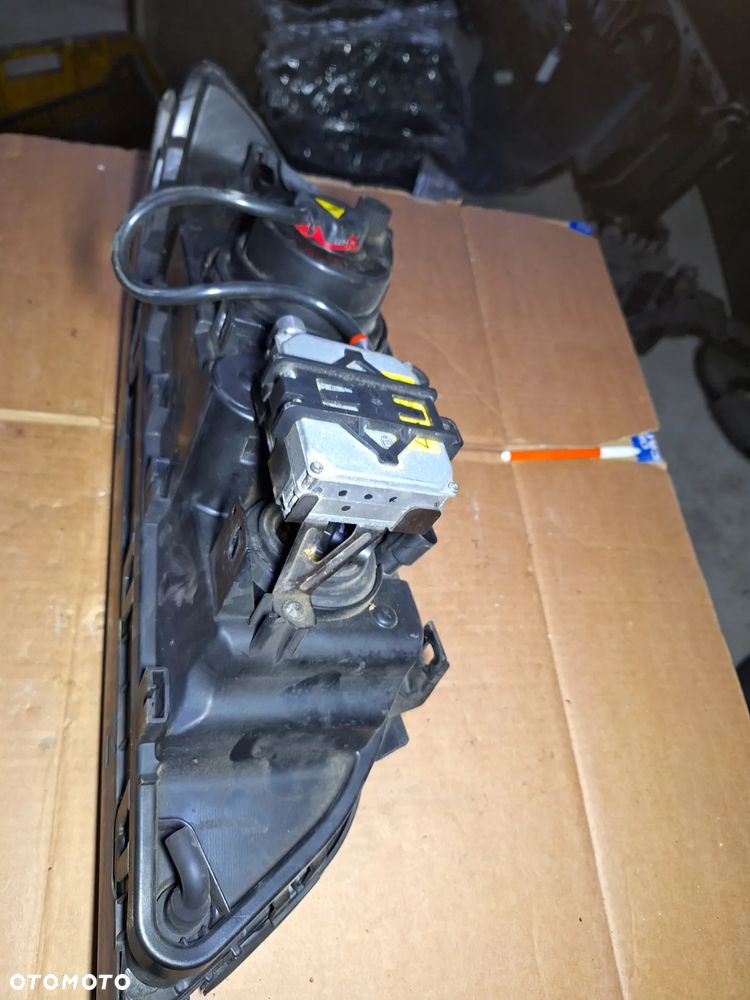 lampa lewa  przód BMW SERIA 5 E39 XENON PRZETWORNiCĄ - 5