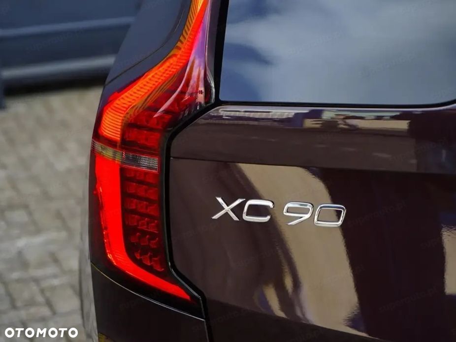 Volvo XC 90 B5 B AWD Ultra Dark 7os - 20