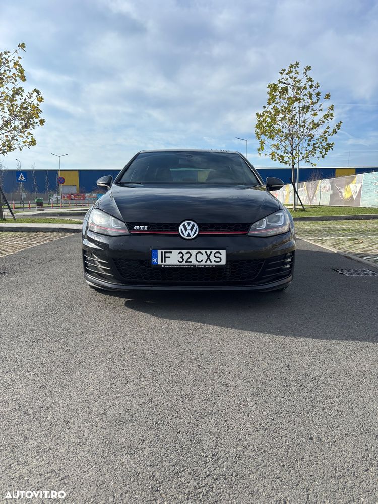 Volkswagen Golf GTI BlueMotion Technology DSG - 1
