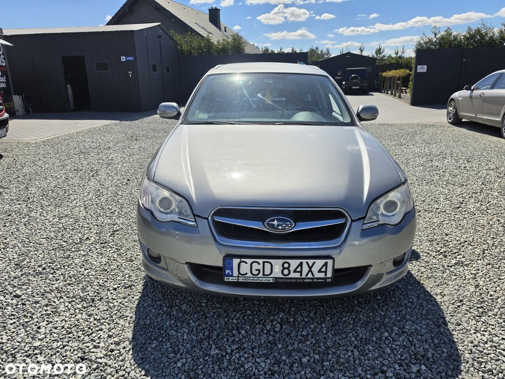 Subaru Legacy - 1