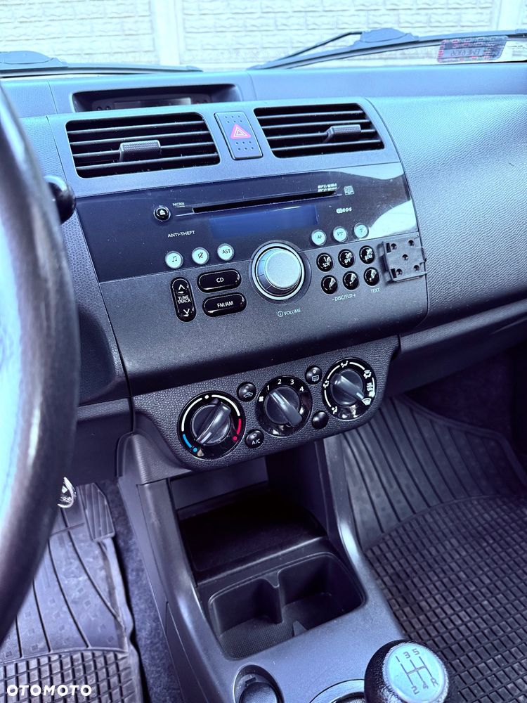 Suzuki Swift 1.3 GLX / Comfort - 13