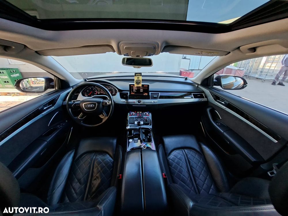 Audi A8 - 12