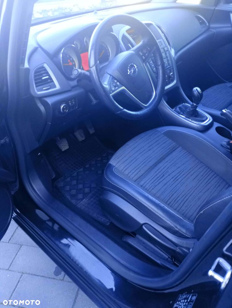 Opel Astra 2015 photo 5