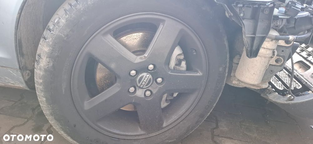Felgi z oponami koła volvo c50 R17 - 4