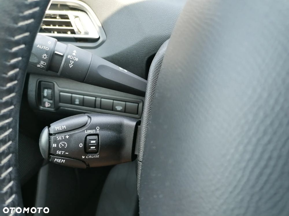 Peugeot 308 1.5 BlueHDi Active S&S - 13