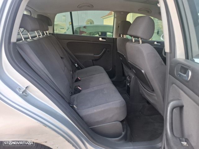 VW Golf Plus 1.9 TDi Trendline AC - 28