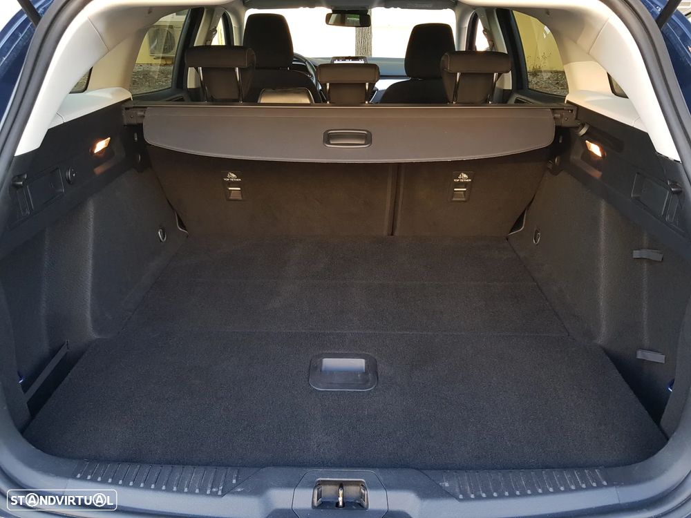 Ford Focus SW 1.5 TDCi EcoBlue Business - 52
