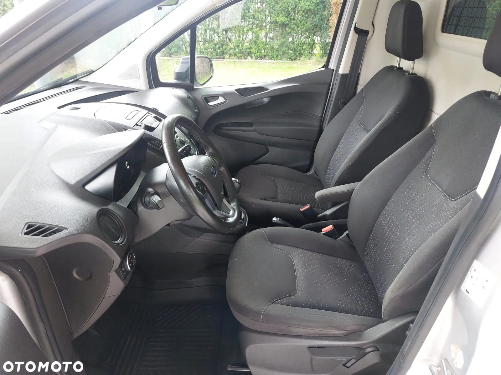 Ford Transit Courier 1.5 TDCi Trend - 11