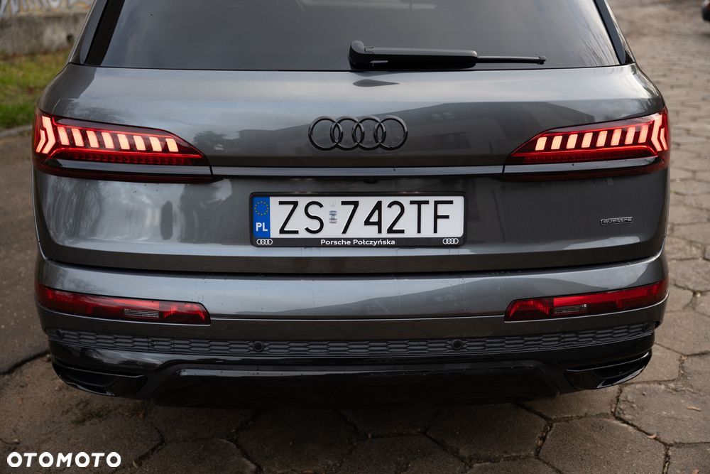 Audi Q7 - 11