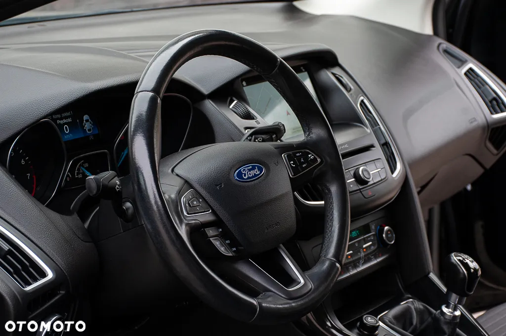 Ford Focus 1.0 EcoBoost Connected - 13