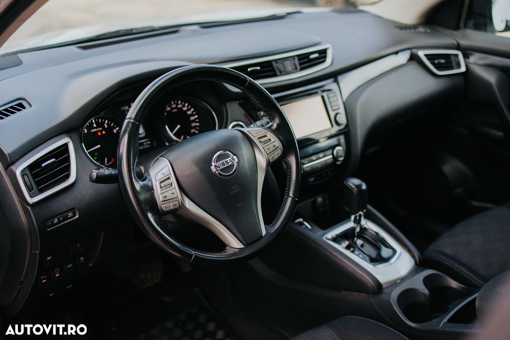 Nissan Qashqai 1.2 DIG-T Xtronic TEKNA+ - 16