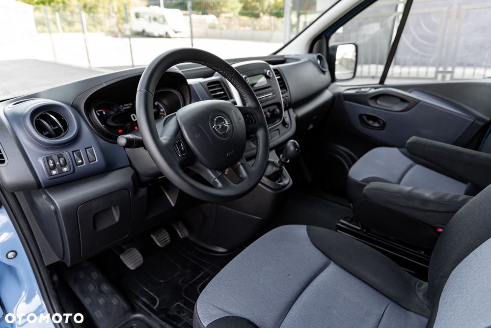 Opel Vivaro - 16