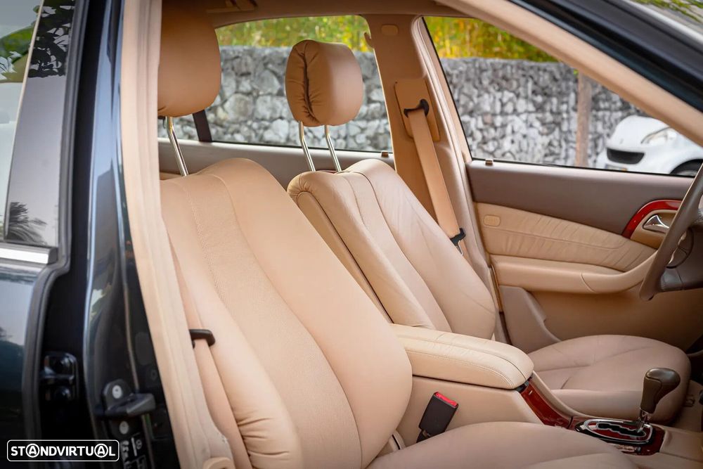 Mercedes-Benz S 320 - 21