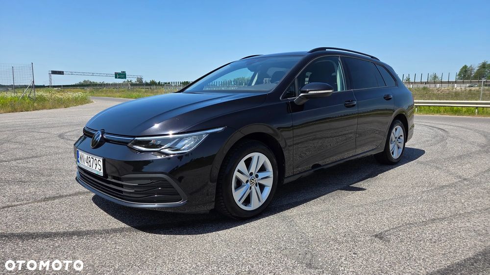 Volkswagen Golf 1.5 eTSI Life DSG - 2