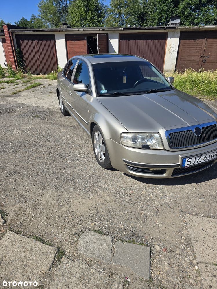 Skoda Superb - 2
