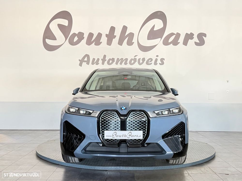 BMW iX xDrive 40 - 12