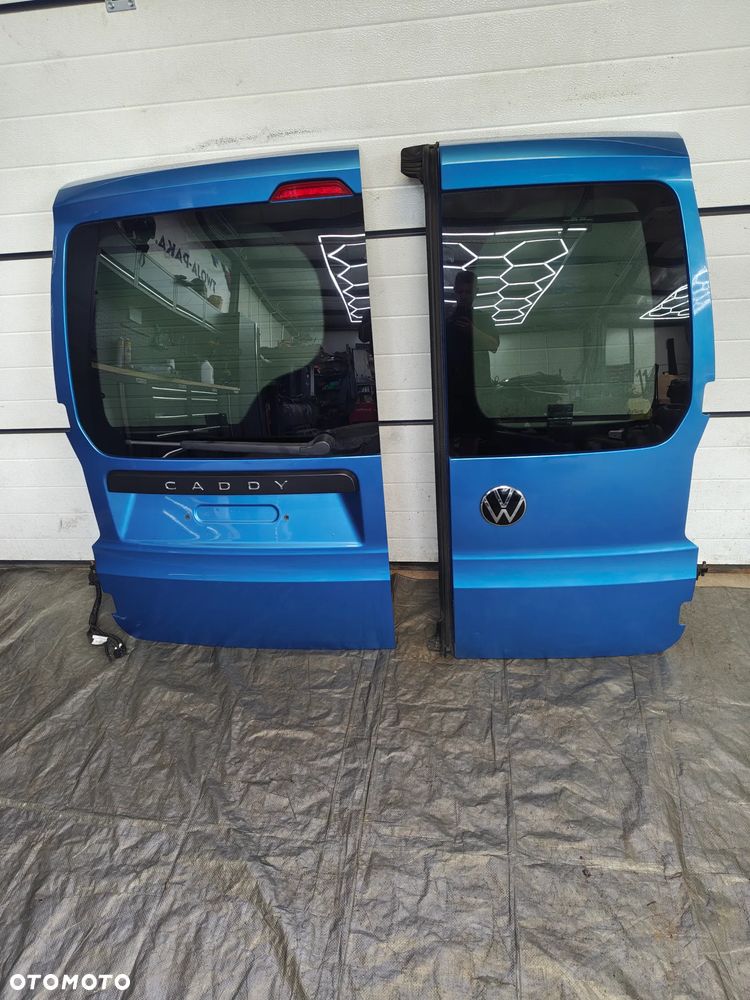 VW CADDY V 2K7 drzwi lewy tył LW5M do założenia w kolor OSOBOWY - 1