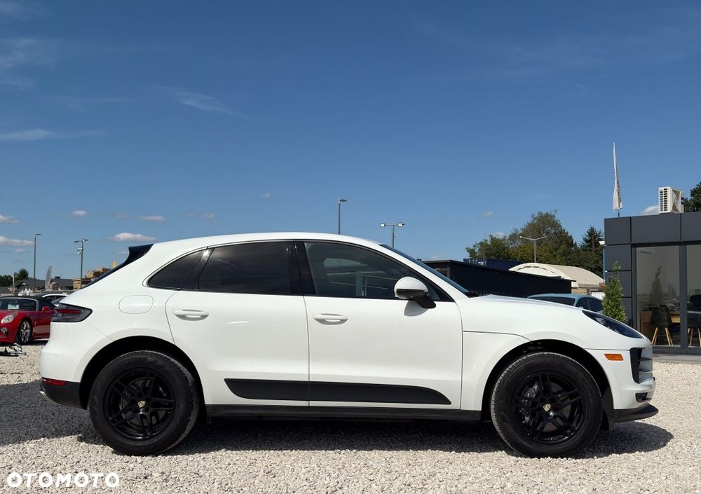 Porsche Macan Standard - 3