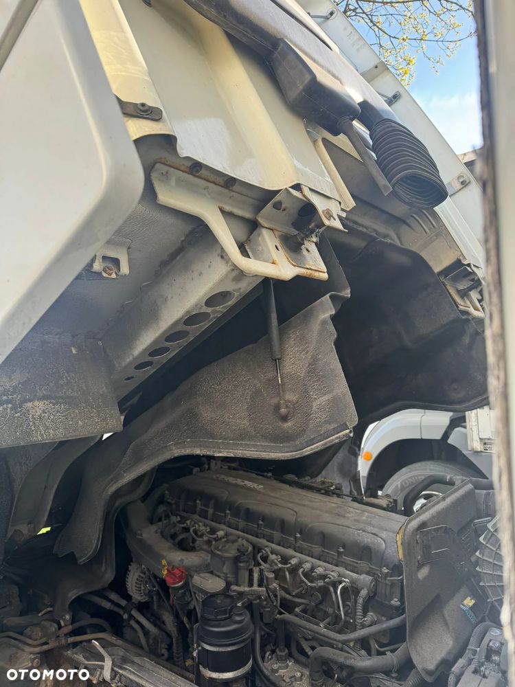 DAF CF 370 FA *048* - 13