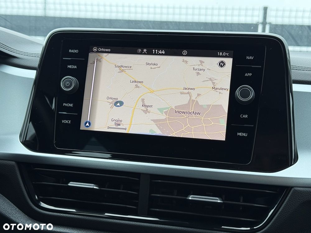 Volkswagen T-Roc - 9