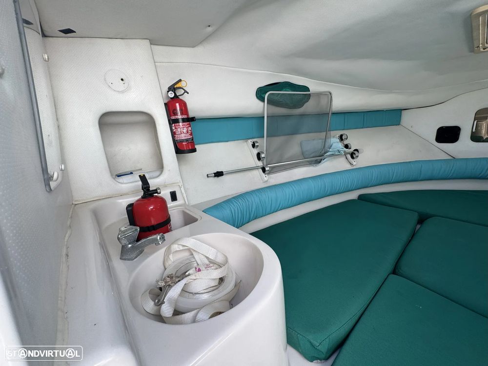 Pro-Line 220 Cuddy Fish - 17