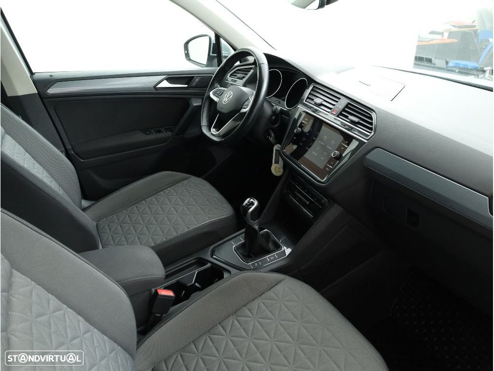 VW Tiguan 2.0 TDI Conceptline - 14
