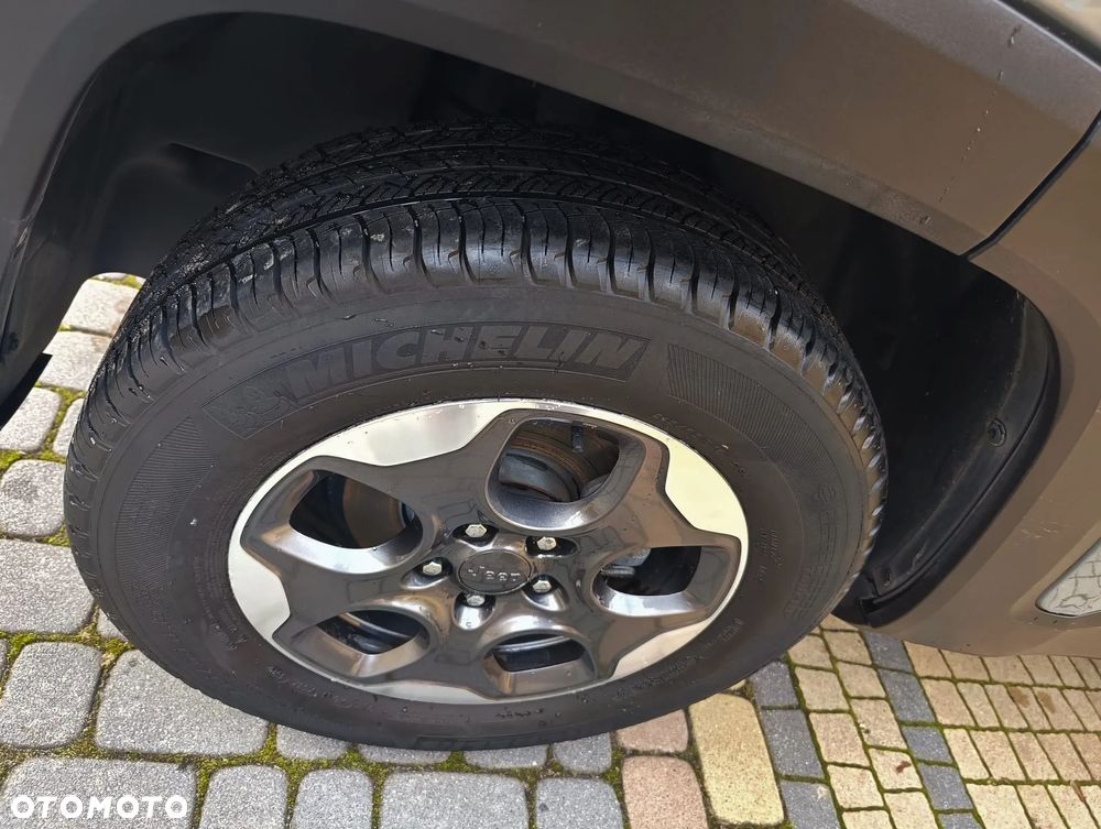 Jeep Renegade 1.4 MultiAir Longitude FWD S&S - 36